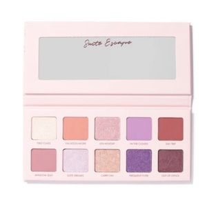 Suite Escape Eyeshadow Palette